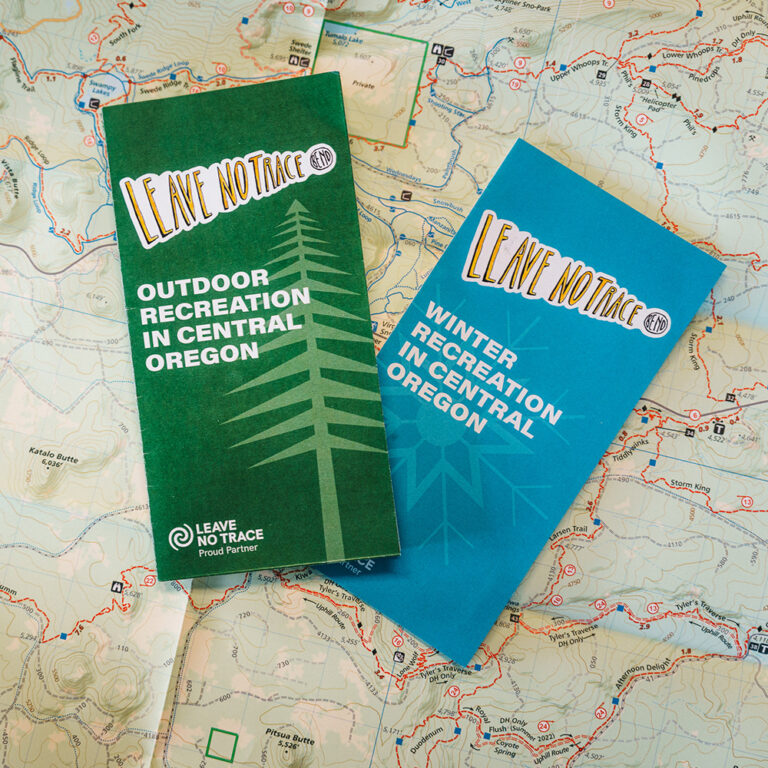 Leave No Trace pocket guides for recreating in Central Oregon